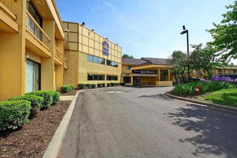Days Inn & Suites By Wyndham Madison Heights Mi Eksteriør bilde