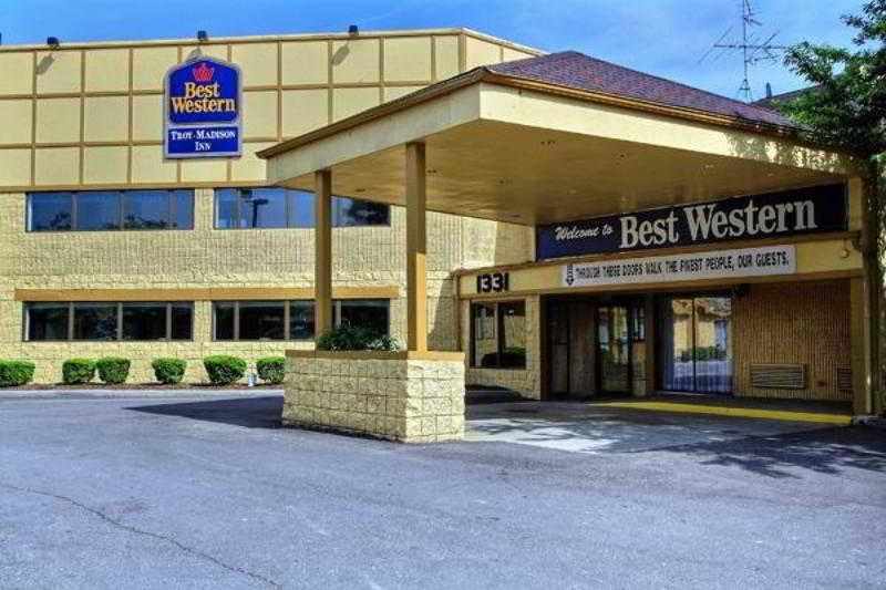 Days Inn & Suites By Wyndham Madison Heights Mi Eksteriør bilde