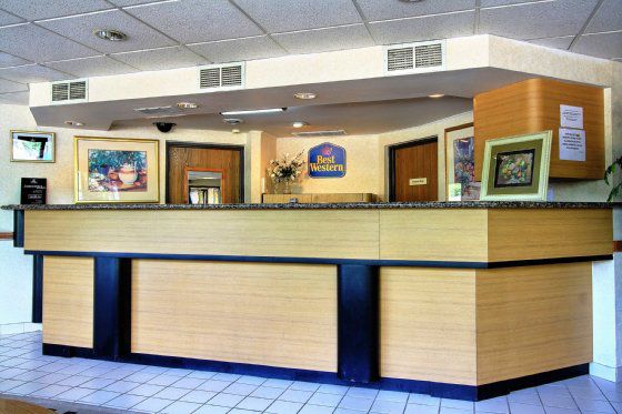 Days Inn & Suites By Wyndham Madison Heights Mi Interiør bilde